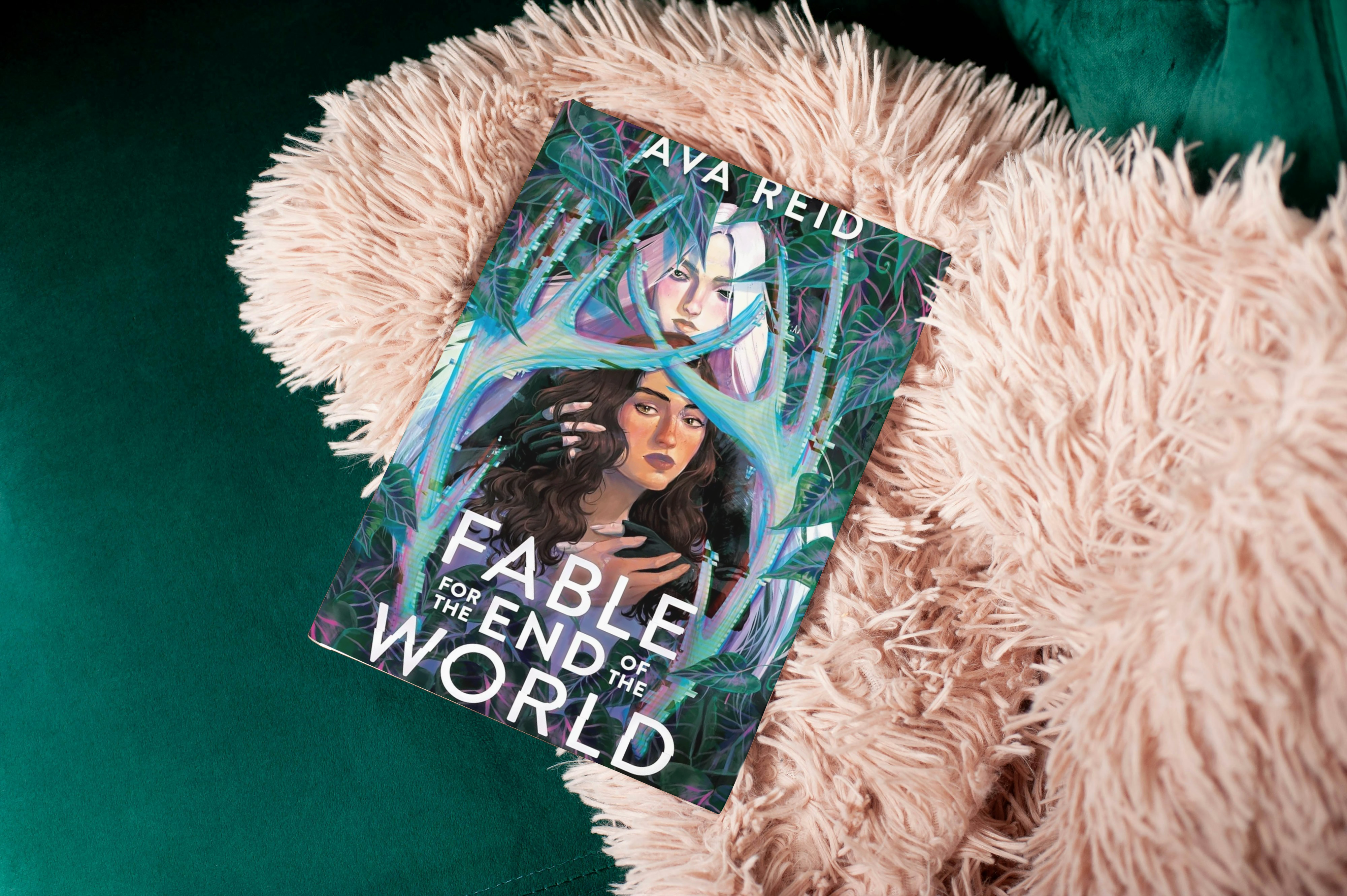 Review Fable for the End of the World by Ava Reid